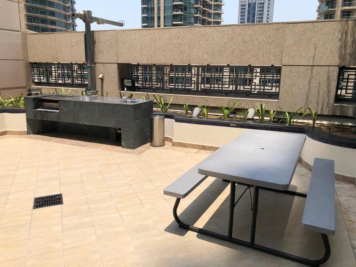 Ultimate Stay / 4 Beds / Burj Khalifa View Dubai Eksteriør bilde
